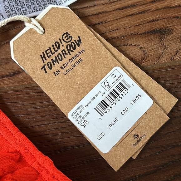 Billabong Good Vibes Emma Red One Piece Small - Picture 14 of 17